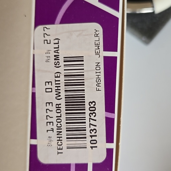 Technicolor Stretch Bracelet - Picture 3 of 3